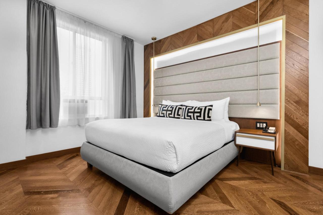 Hotel 32one 3*