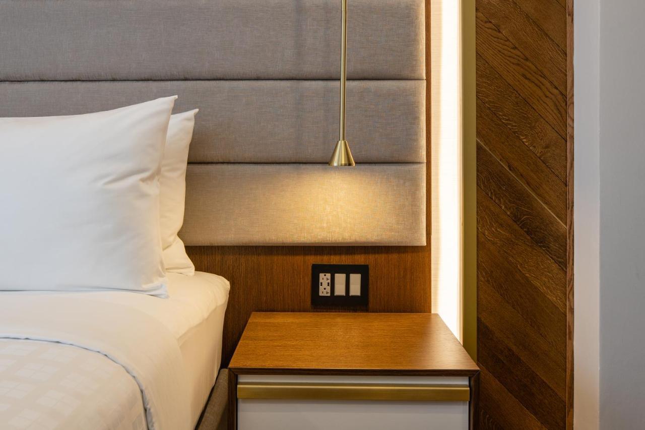 Hotel 32one 3*